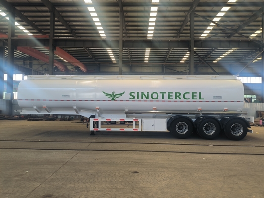 40-60m3 Fuel Tank Semi Trailer with 3 Axles and 12 Tires